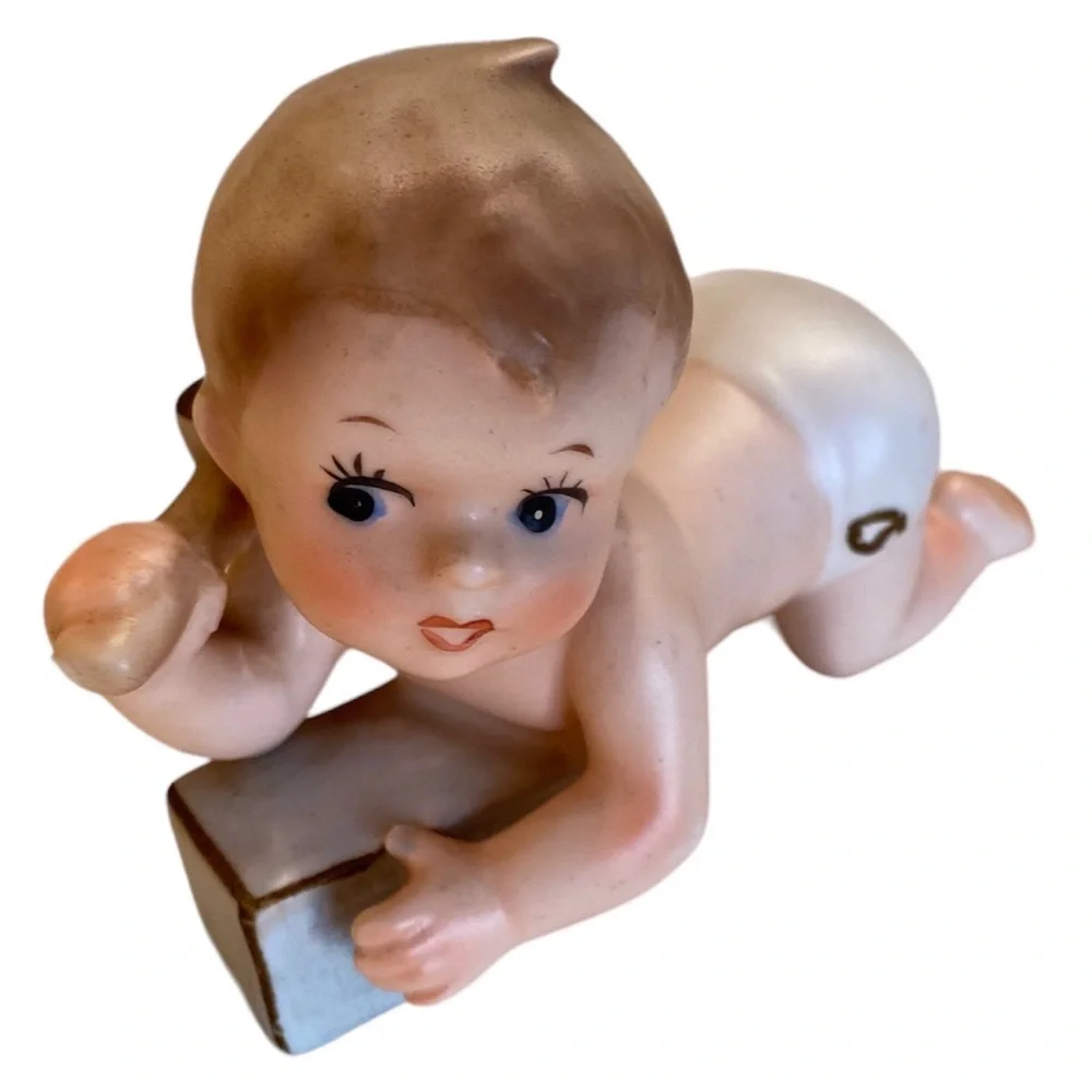 Vintage 1962 Napco C 5480 Porcelain Piano Baby Collectible Antique Figurine